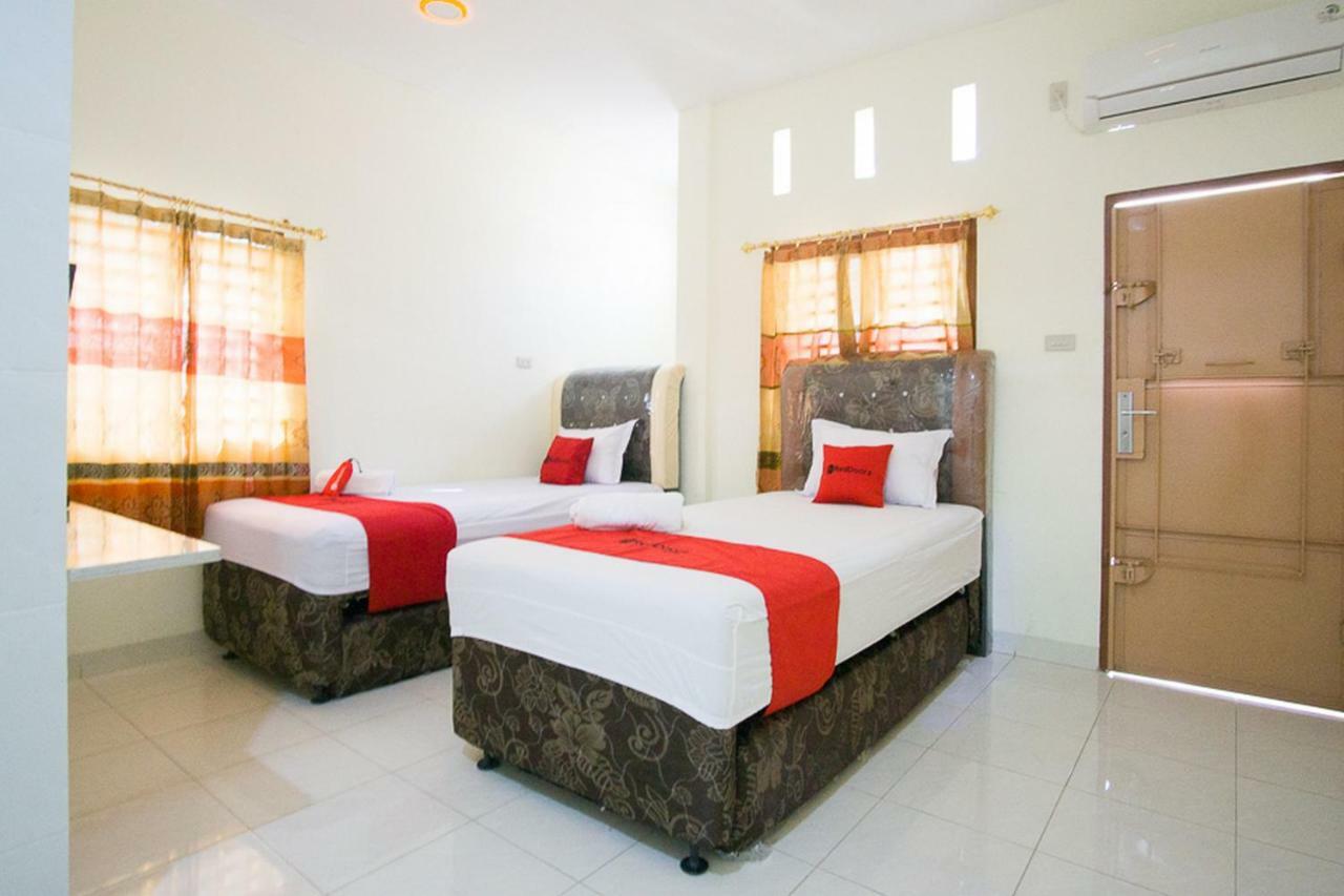 Reddoorz @ Pematangsiantar 2 Hotel Exterior foto