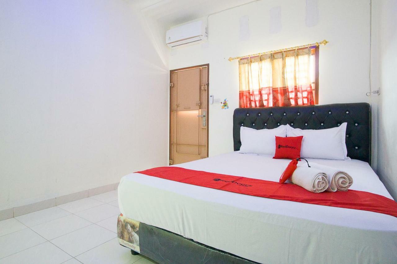 Reddoorz @ Pematangsiantar 2 Hotel Exterior foto